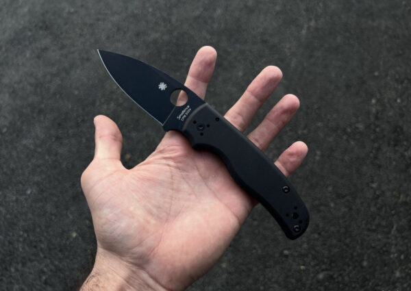 spyderco shaman
