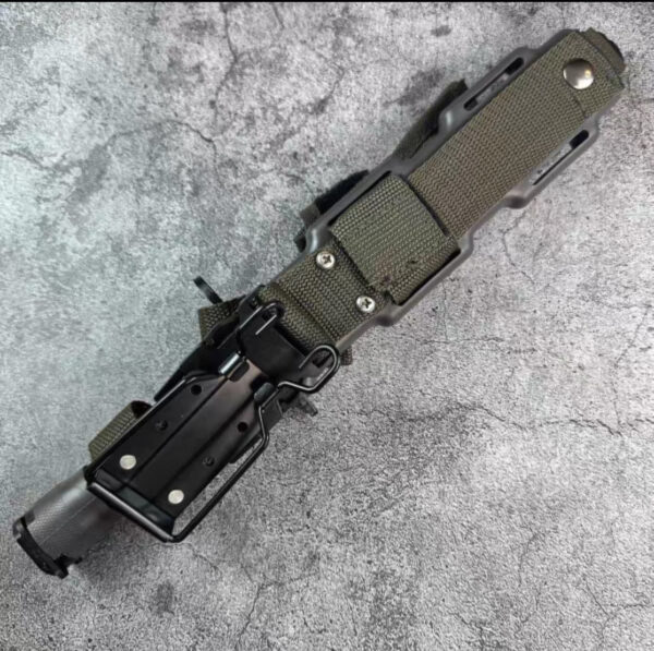 m9 - Image 2